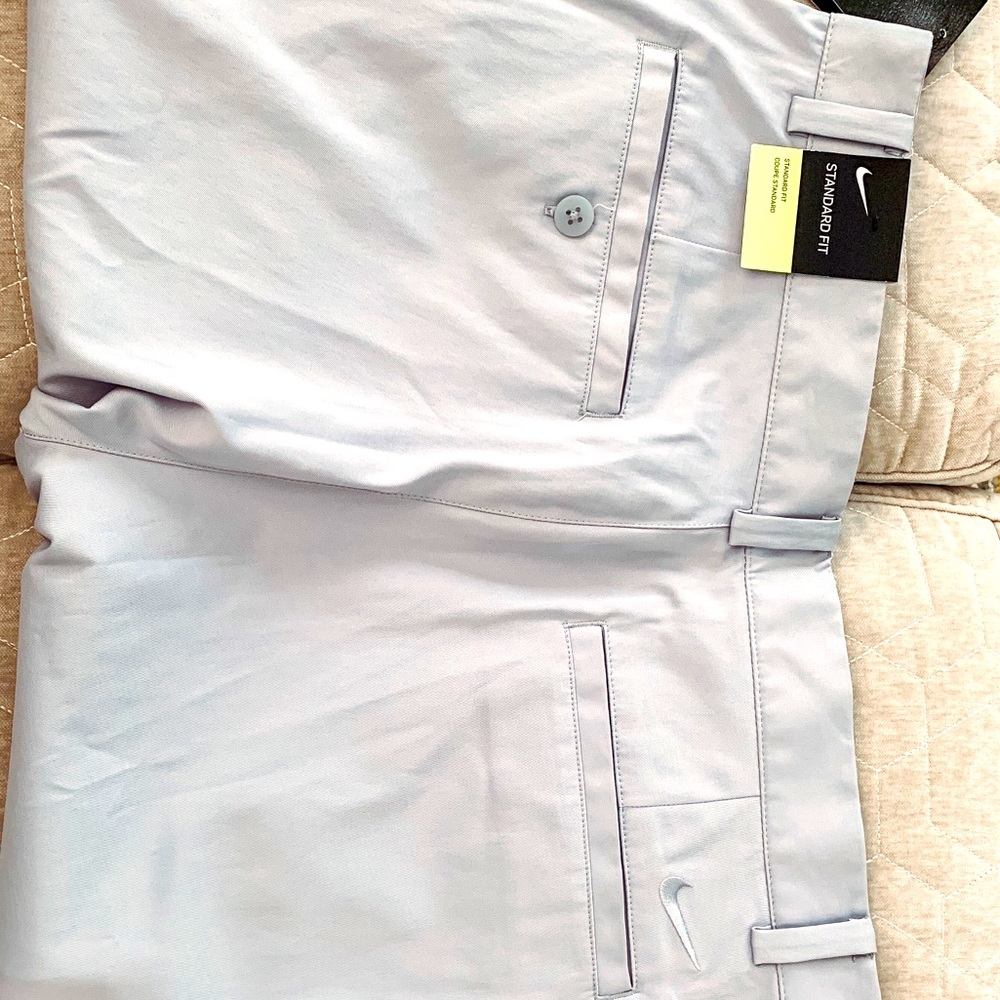 Men’s NWT Dri-fit flex golf shorts
